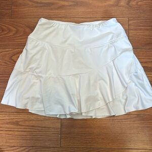 White size medium tennis skirt!
